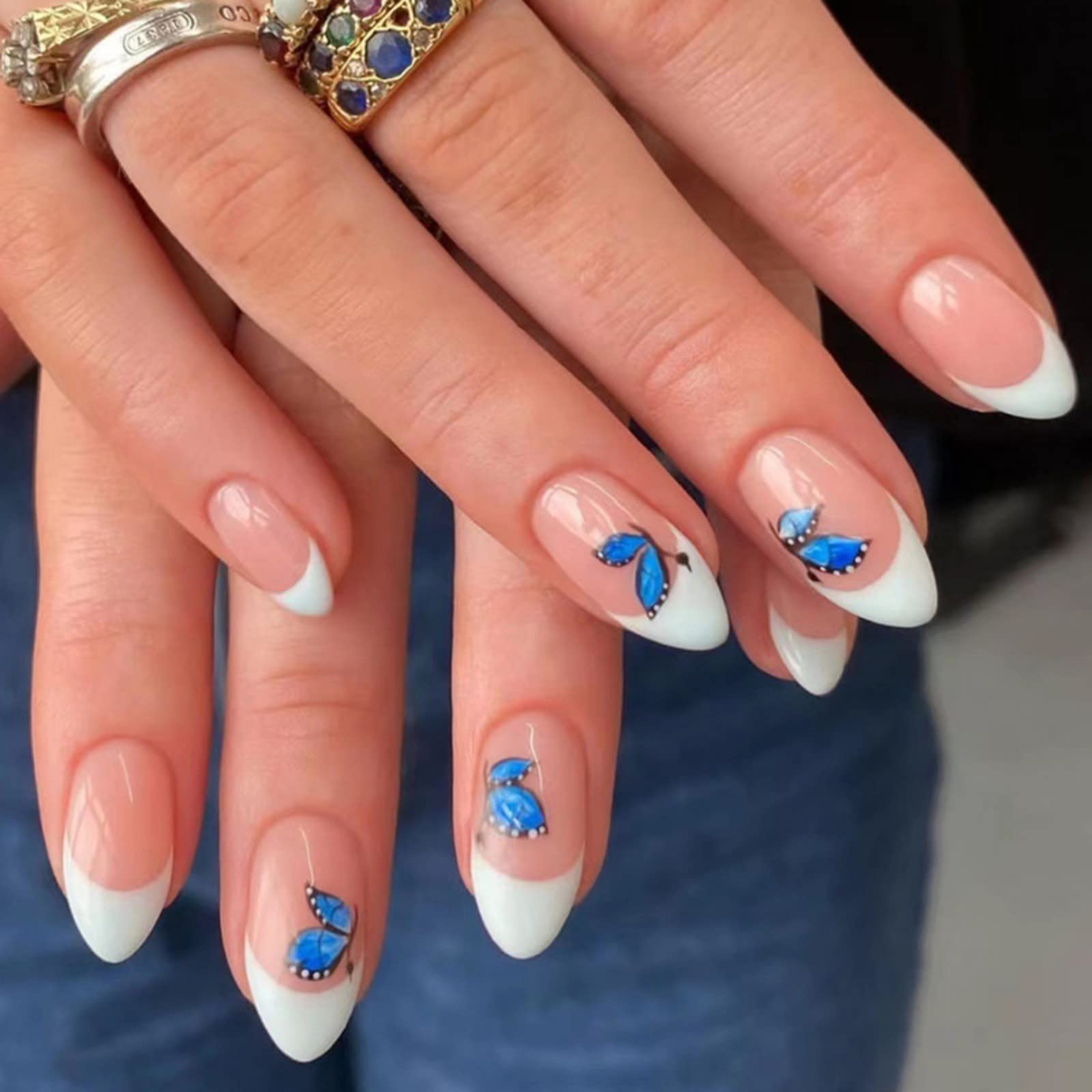 JUSTOTRY 24 Pcs Butterfly Almond Short False Nails Pattern Milky White  French Press on Nails Pretty Nude Fake Nails Short with Nail Glue Stiletto  Medium Stick on Nails for Women white&butterfly1