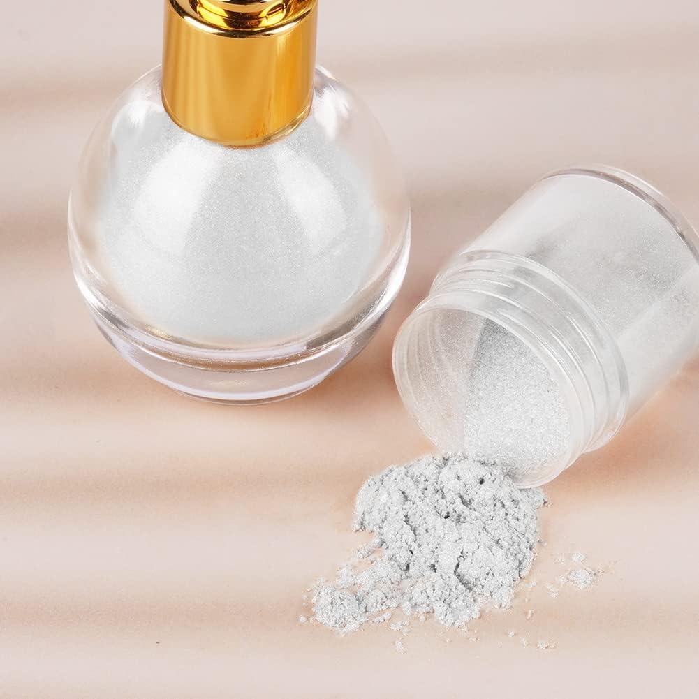 AOOWU Glitter Powder Spray Shiny Body Glitter Spray for Women Highlighter  Loose Powder Spray Shimmer Sparkle Powder Makeup Spray for Body Hair Face  and Clothing Pearlescent silver