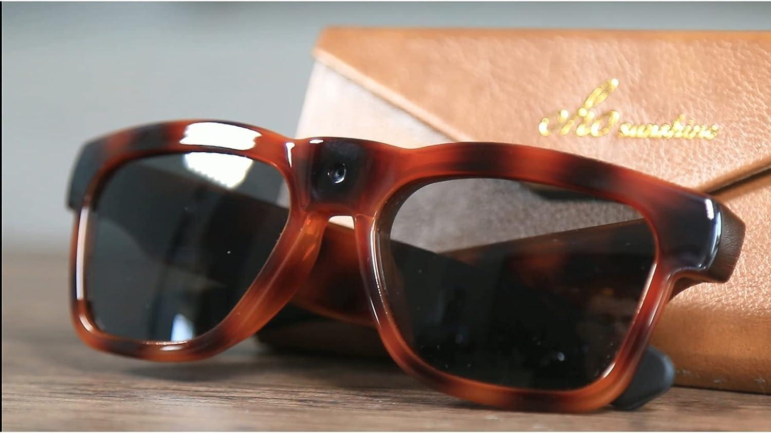 Enchanting Caucasian Woman in Trendy Sunglasses Spending Time in Cafeteria.  Indoor Shot of Beautifu Stock Photo - Image of hipster, blonde: 222912174