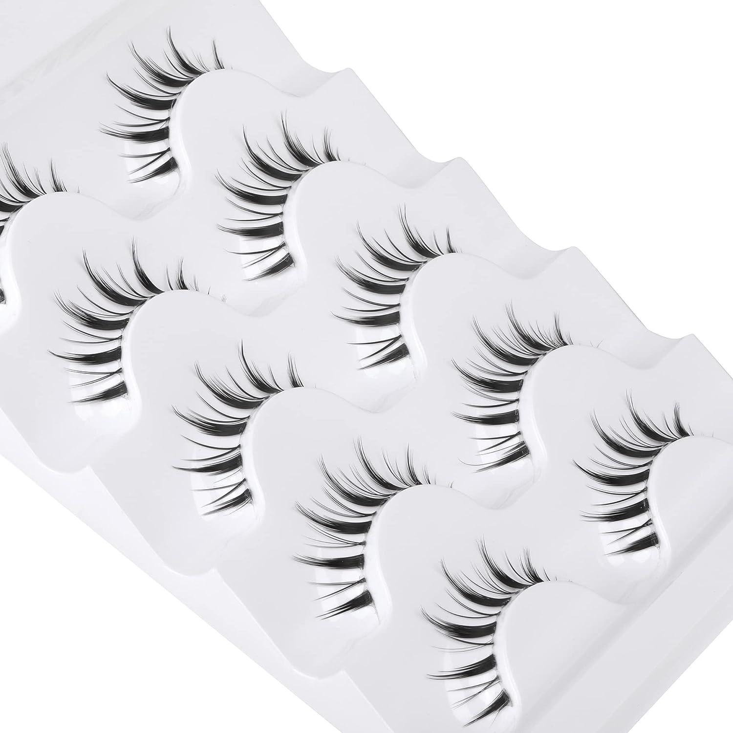 FANXITON Natural Lashes 14MM Manga Lashes with Clear Band 5 Pairs Japanese  Lashes Makeup Short 3D False Eyelashes with Applicator Clear Band(M1)-14MM