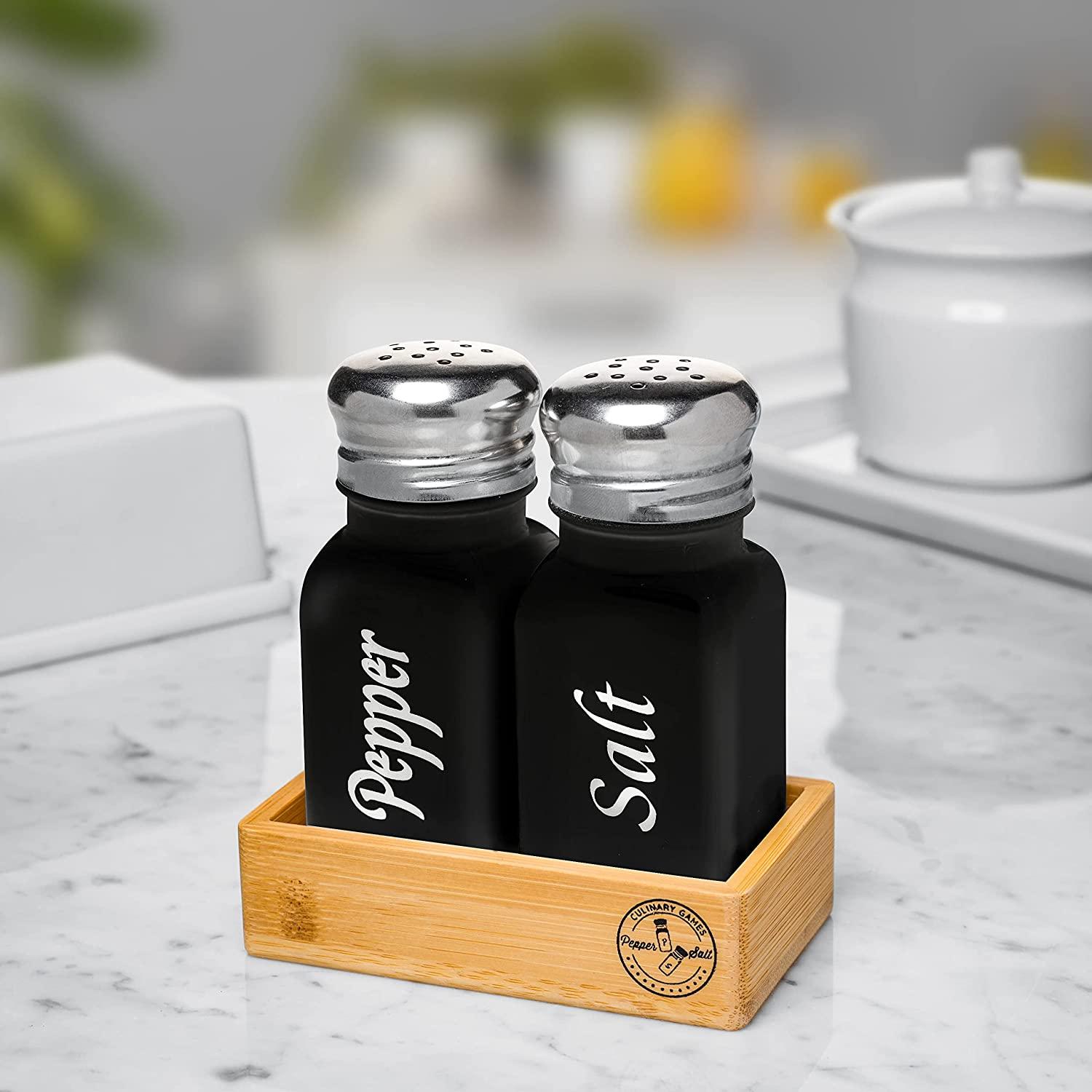 Black Salt and Pepper Shakers Set, 5 oz Glass Bottom Salt Shaker for  Kitchen Table, for Black Kitchen Decor and Accessories, Easy to Clean &  Refill