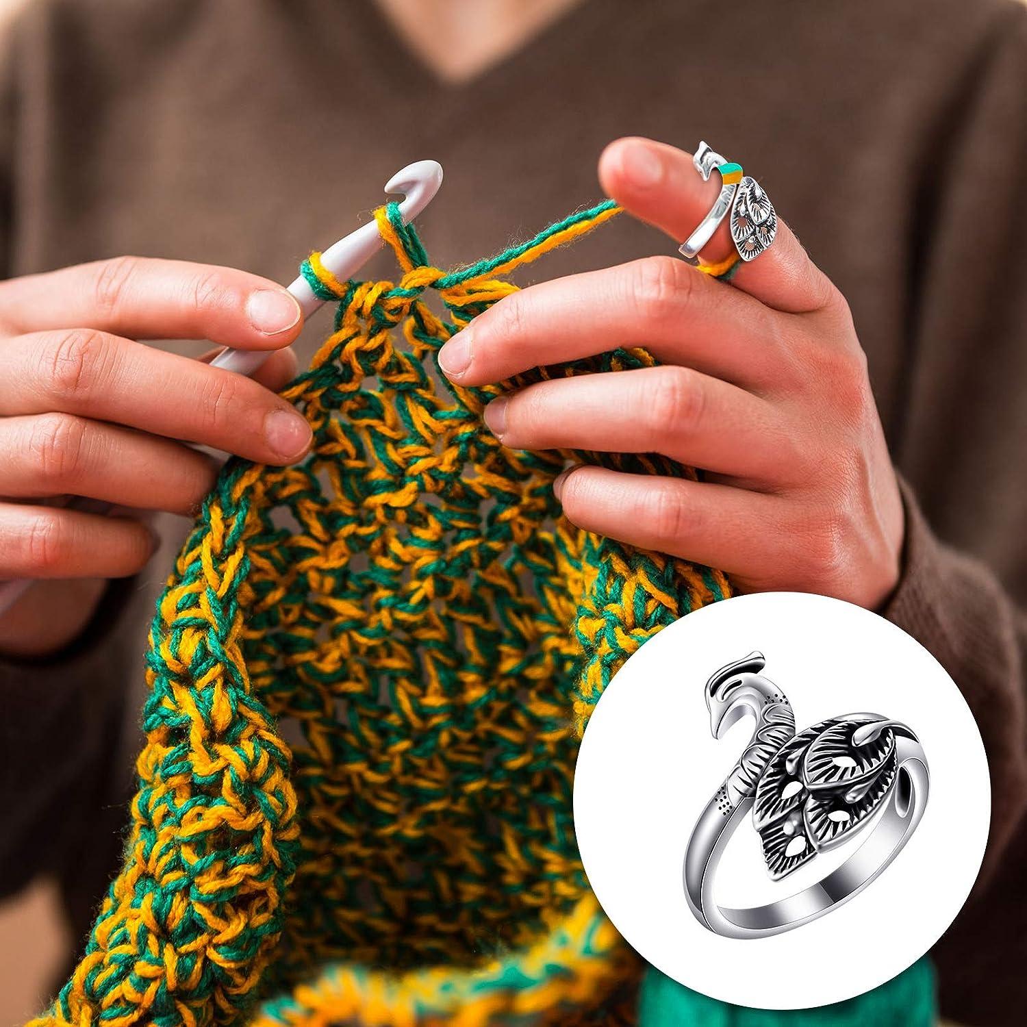Knitting Ring Adjustable Fingers Metal Open Yarn Guide Crochet