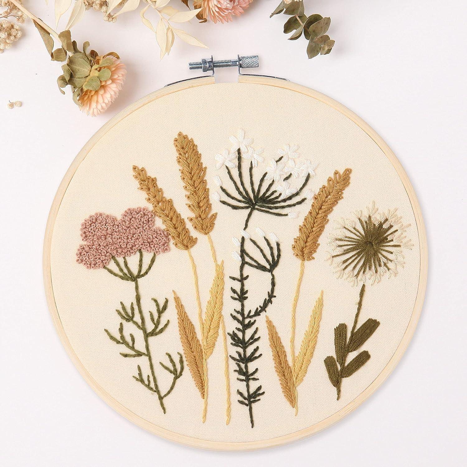 Hand Embroidery : Floral Hoop Art Embroidery Design for Beginners