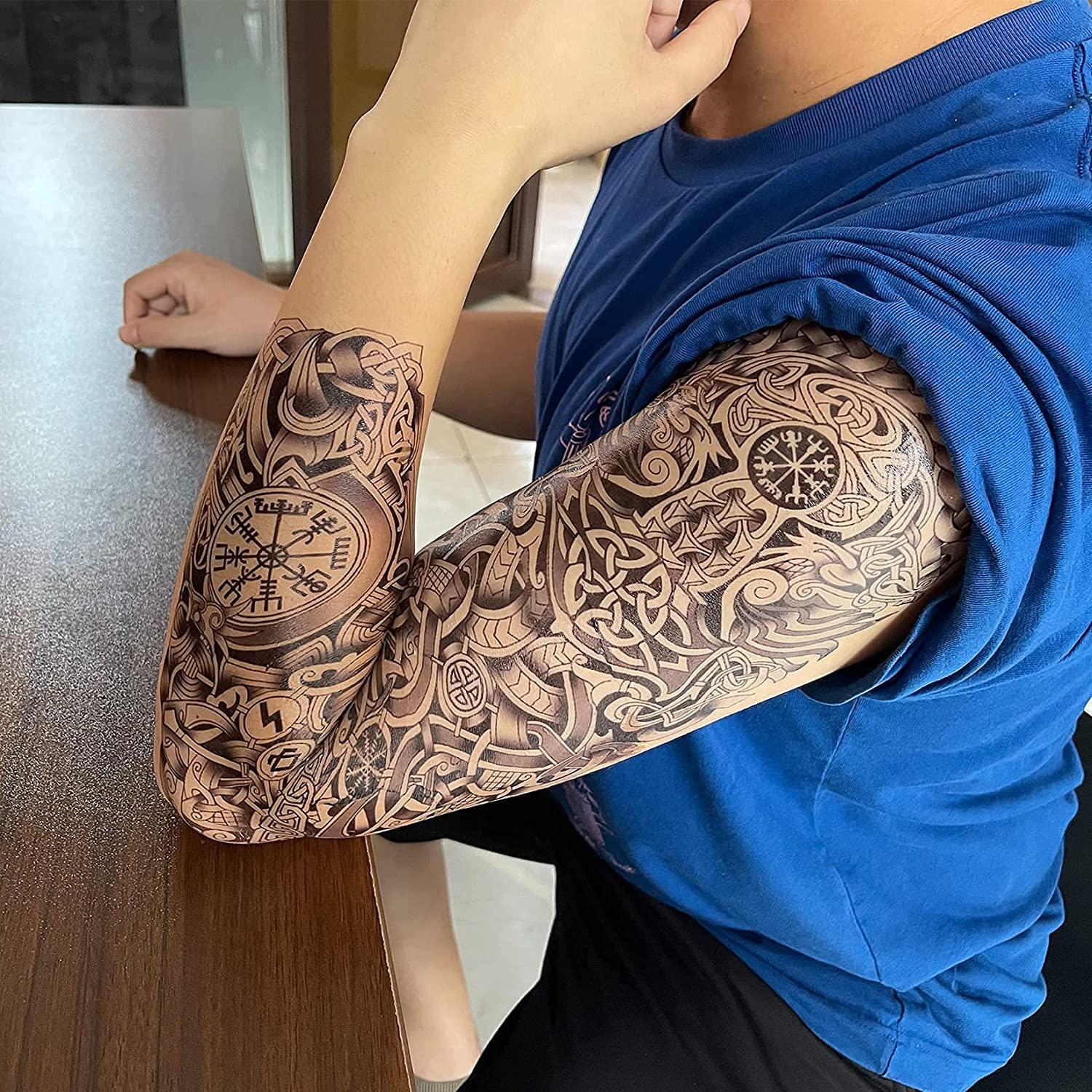 Tattoo uploaded by Adrian Sagastume • Pt 2. Japanese lotus flower wrist band  #japanesetattoo #lotus #lotustattoo #japanese #color #band • Tattoodo