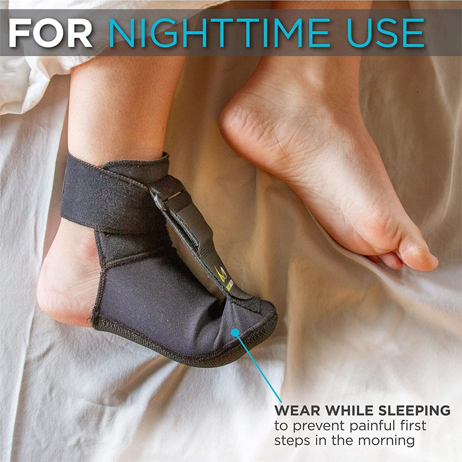 BraceAbility Plantar Fasciitis Night Sock  Soft Stretching Boot Splint for  Sleeping, Achilles Tendonitis Foot Support Brace & Heel Pain Relief  Compression Sleeve (Medium)