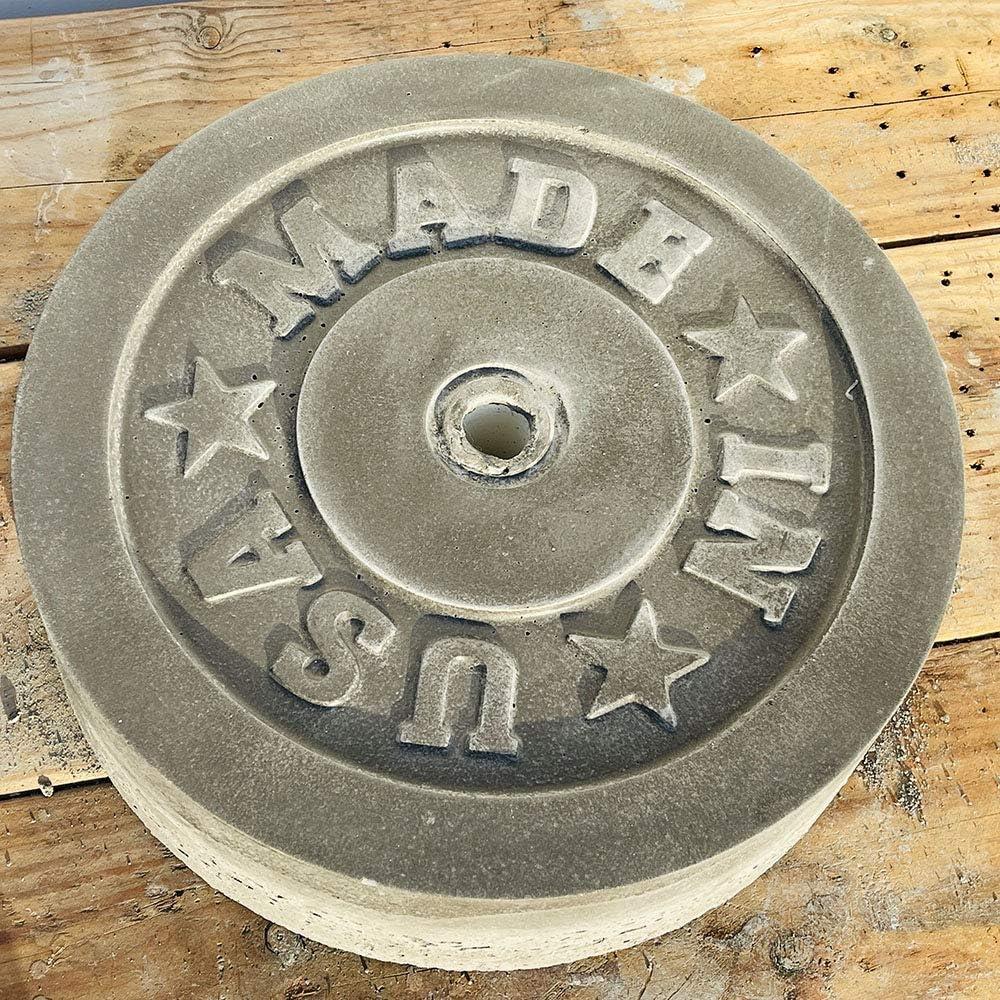 Make your own plates! DIY 35LB Olympic Concrete Weight Mold.