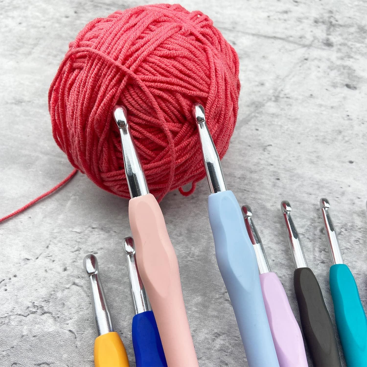  Mdoker Extra Long Crochet Hooks,Large Size N/P/15(10.0mm)  Crochet Needles,Ergonomic Grip Soft Handles for Handmade DIY  Crocheting,Perfect for Arthritic Hands
