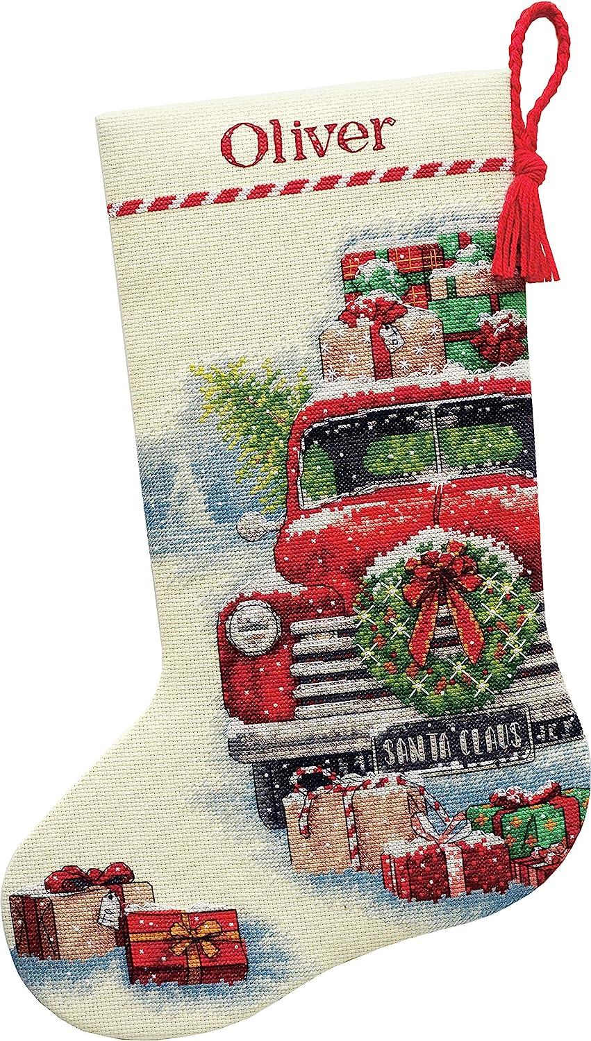 Hobbii - Time for Christmas stockings ❤️💚 With Christmas